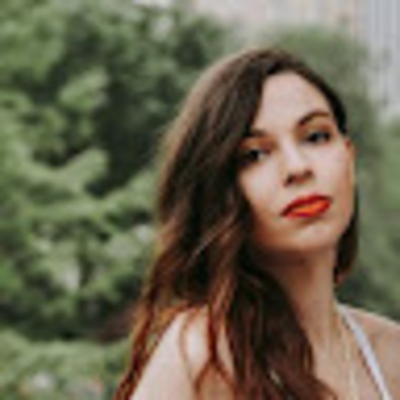 Meet your Posher, Mathilde - Picture 1 of 1